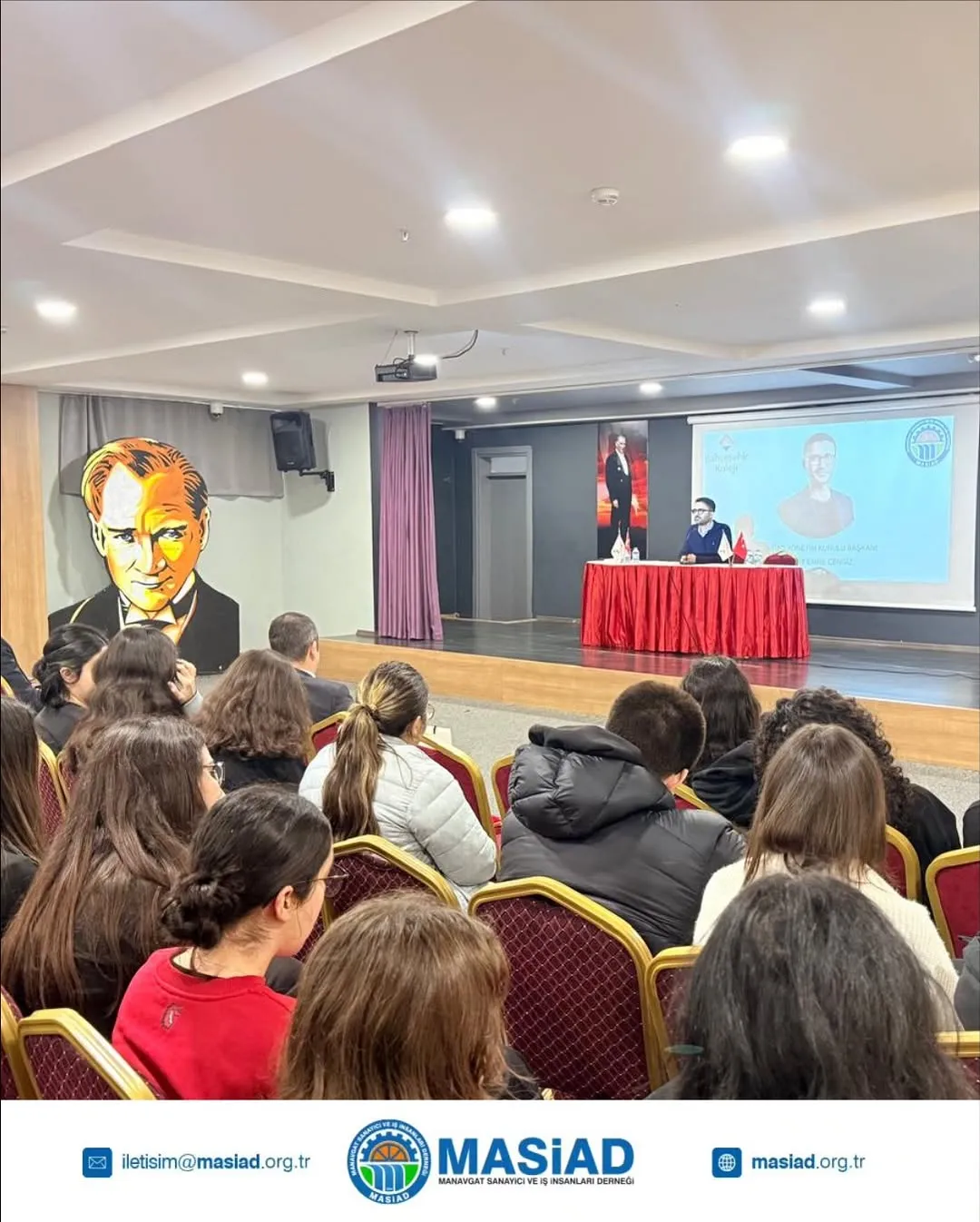 Manavgat Bahçeşehir Koleji tarafından düzenlenen Meslek Tanıtım Günleri kapsamında