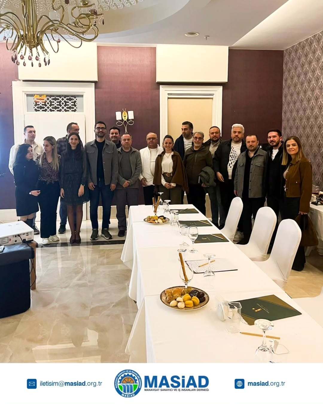 MASİAD Yönetim Kurulu üyelerimiz ile birlikte, Klinik Psikolog ve MBSR Eğitmeni İpek Delikkulak Şakar eşliğinde gerçekleştirdiğimiz Mindfulness Temelli Stres Azaltma Programı workshop’unda bir araya geldik.