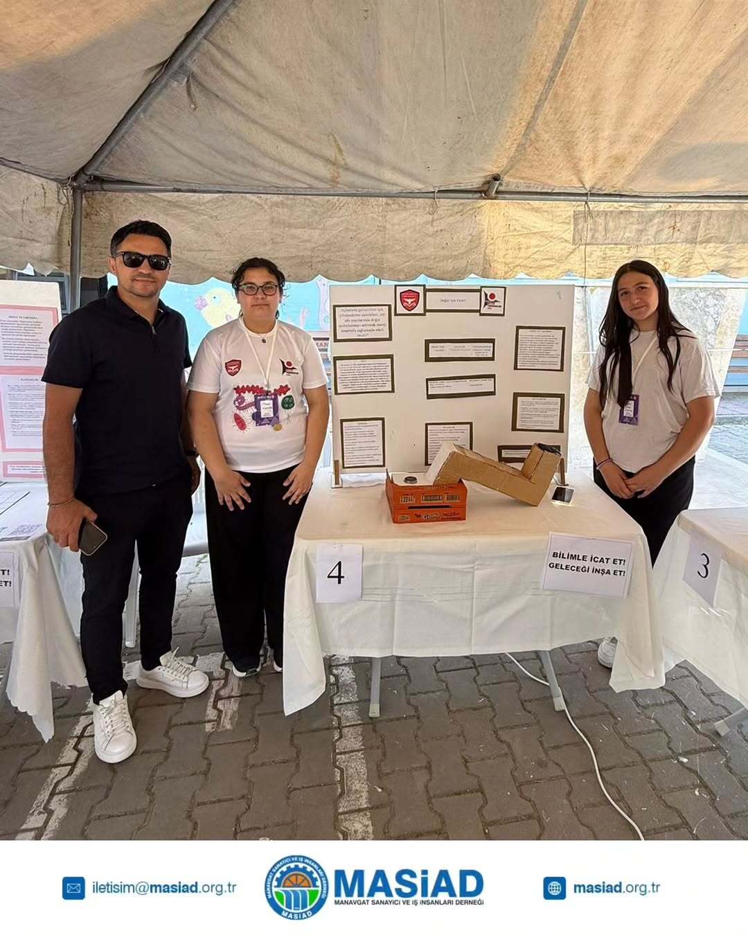 TÜBİTAK Bilim Fuarları kapsamında Yavrudoğan Ortaokulu tarafından düzenlenen bilim fuarını ziyaret ettik.